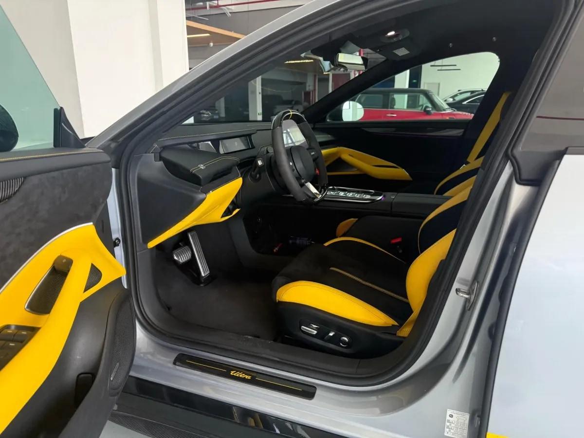 2025 Xiaomi SU7 Ultra BEV 93.7KWH image 2