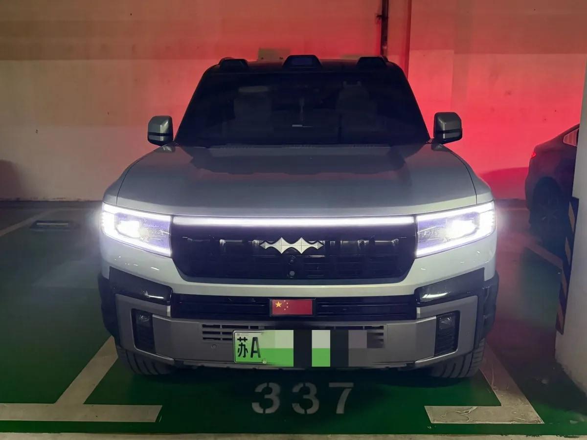 2025 Fang Cheng Bao Bao 8 2.0T 245HP L4 E-CVT PHEV 36.8KWH image 2