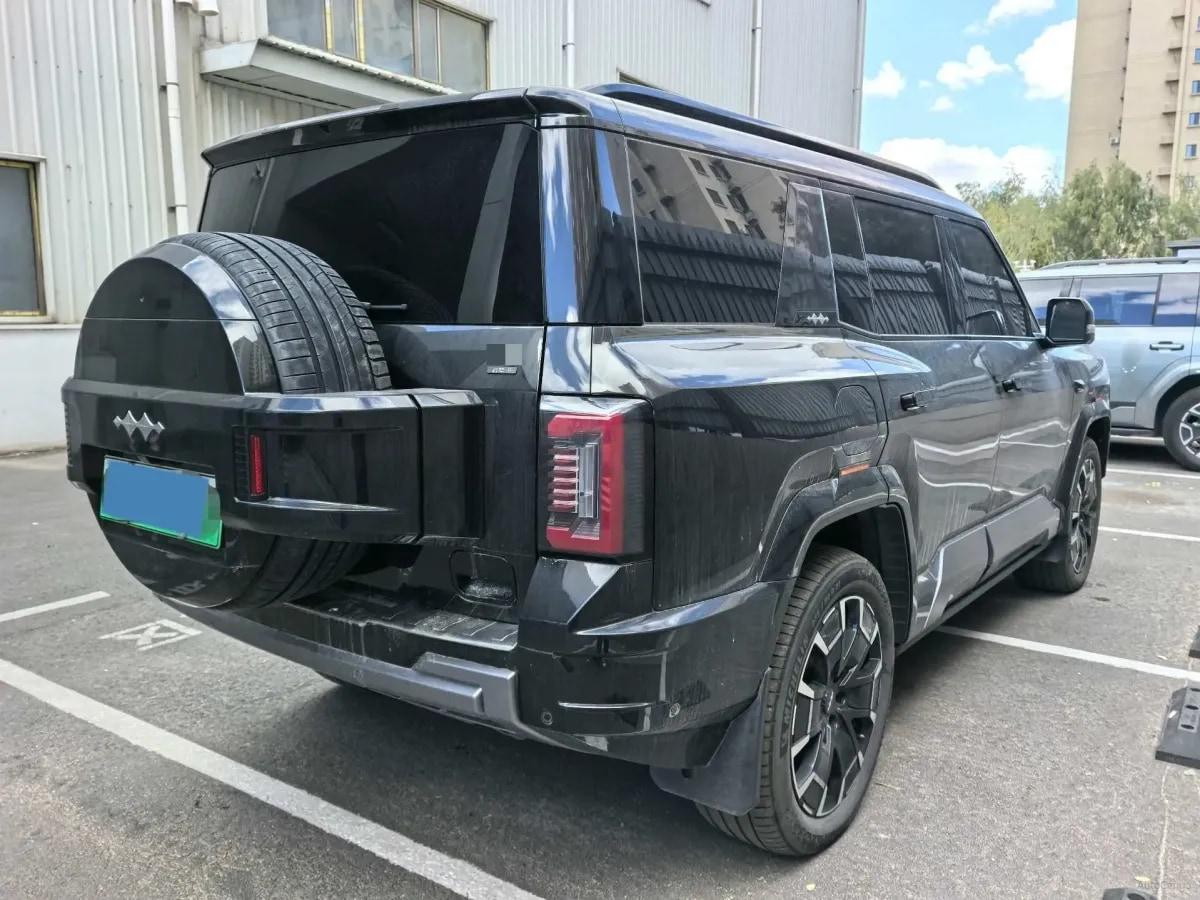 2025 Fang Cheng Bao Bao 8 2.0T 245HP L4 E-CVT PHEV 36.8KWH image 2