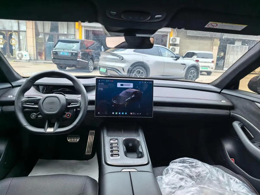 2024 Xiaomi SU7 BEV 101KWH image 2