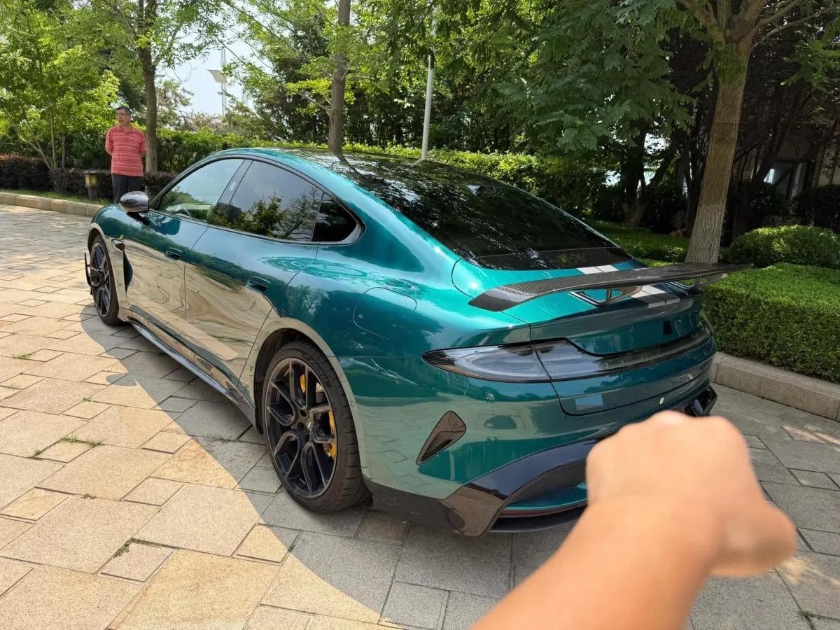 2025 Xiaomi SU7 Ultra BEV 93.7KWH image 2