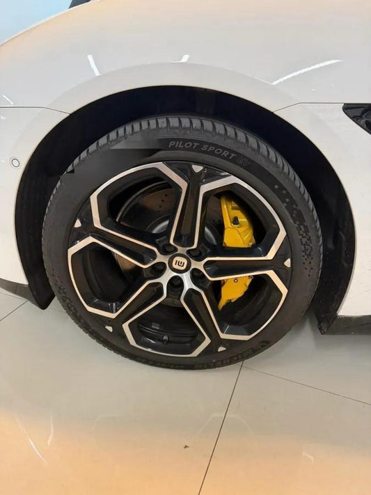 2024 Xiaomi SU7 BEV 94.3KWH image 2
