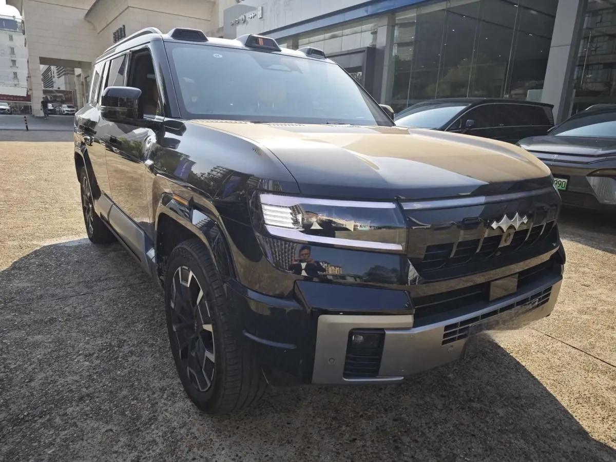 2025 Fang Cheng Bao Bao 8 2.0T 245HP L4 E-CVT PHEV 36.8KWH image 2