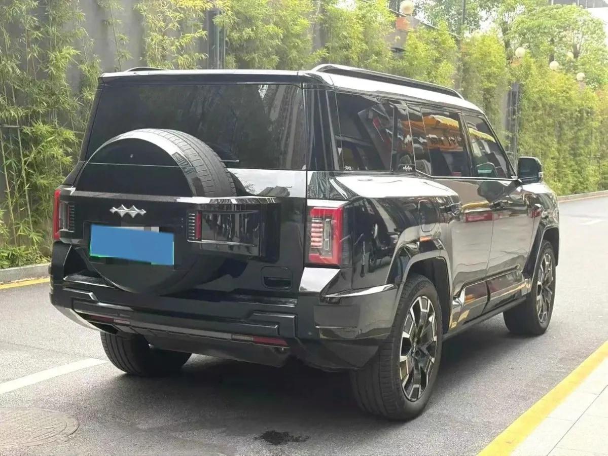 2025 FangChengBao Bao 8 2.0T 245HP L4 E-CVT PHEV 36.8KWH image 2