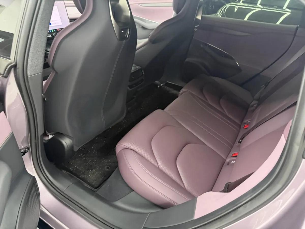 2024 Xiaomi SU7 BEV 73.6KWH 700km image 2