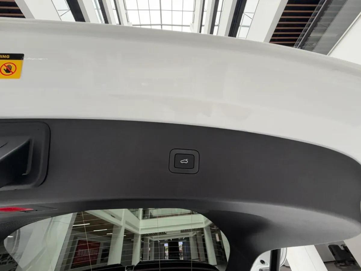 2025 Xiaomi YU7 BEV 101.7KWH 760km image 21