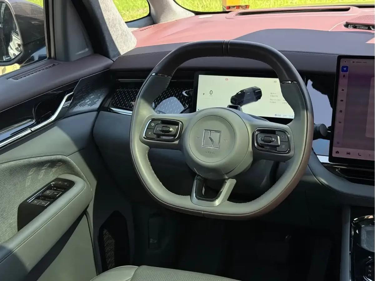 2024 Zeekr 009 BEV 108KWH 702km image 21