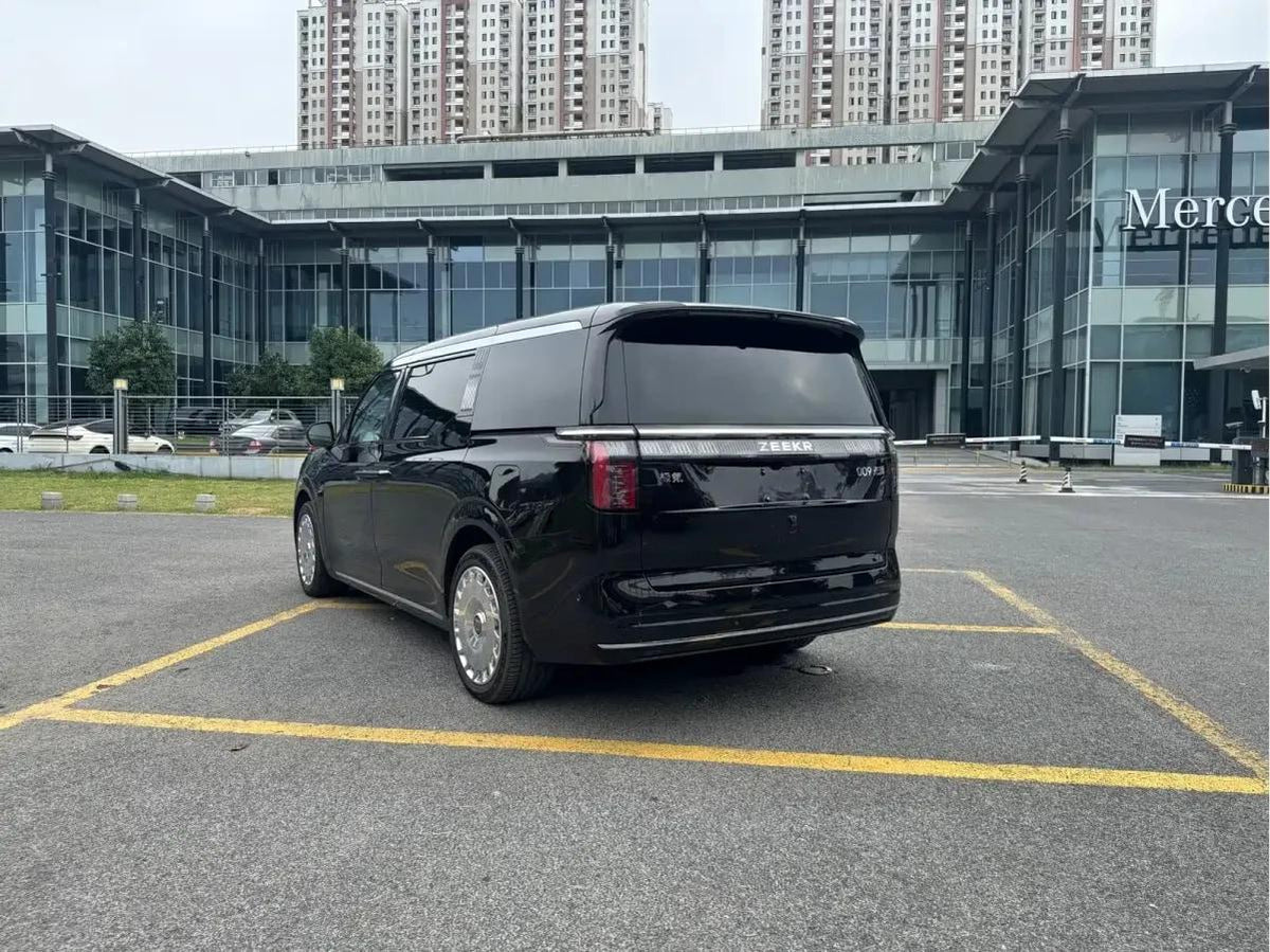 2024 Zeekr 009 BEV 108KWH 702km image 23