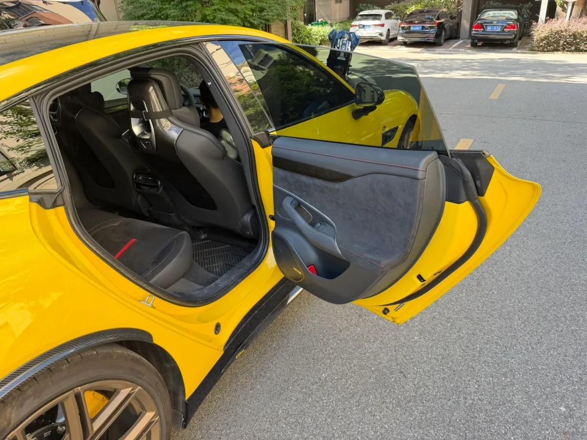2025 Xiaomi SU7 Ultra BEV 93.7KWH 630km image 24