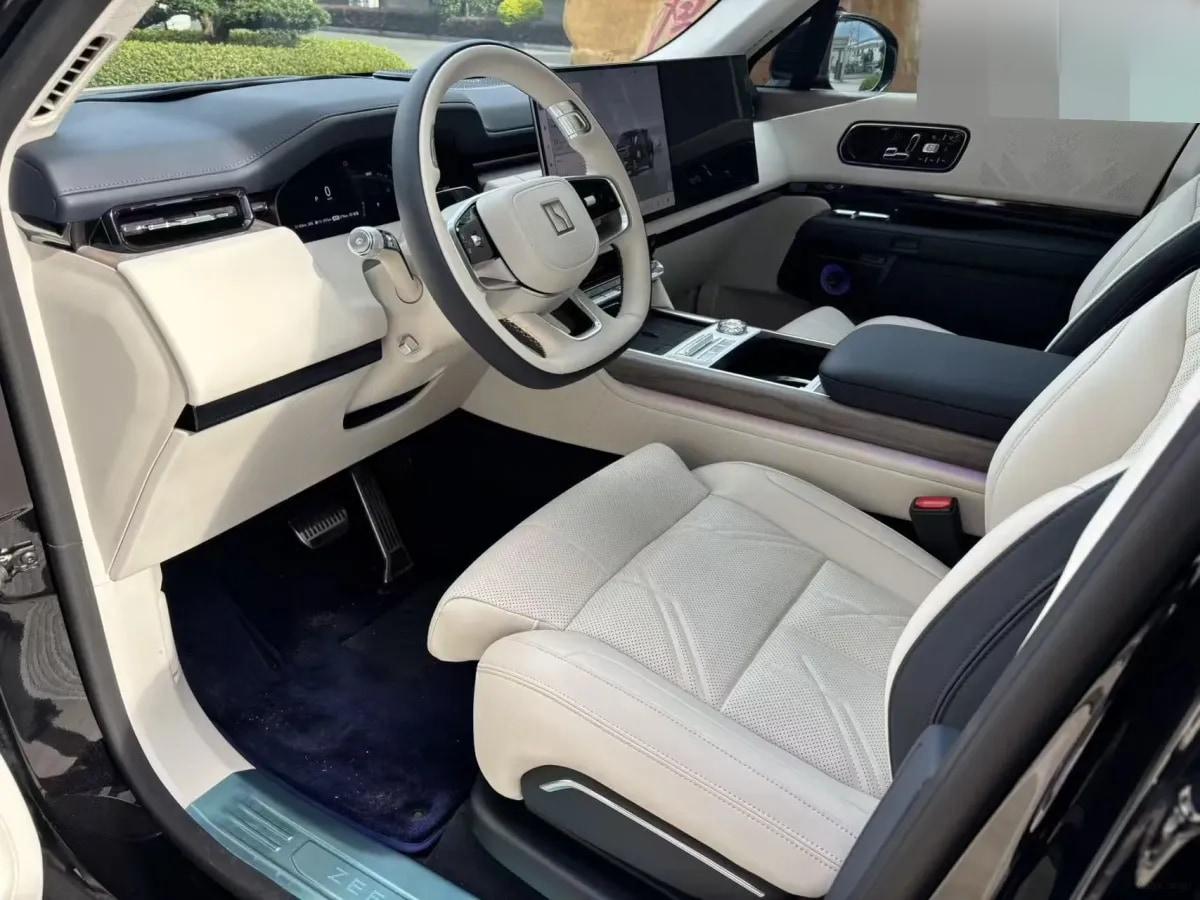 2025 Zeekr 9X 2.0T 279HP L4 1DHT PHEV image 3