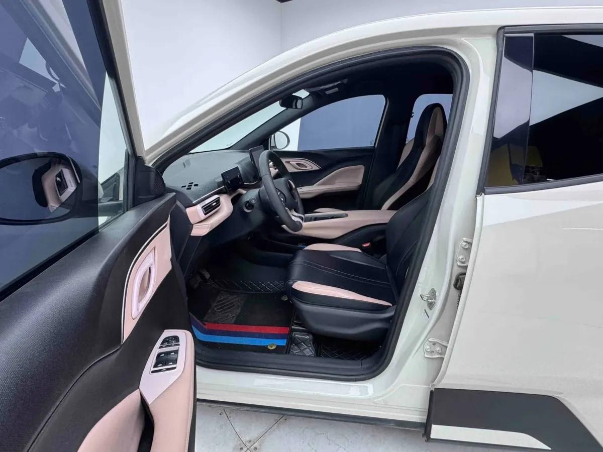 2025 BYD Seagull BEV 30.08KWH 305km image 3