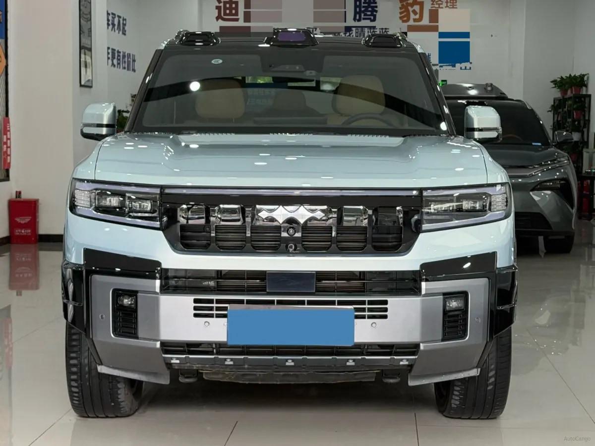 2025 Fang Cheng Bao Bao 8 2.0T 245HP L4 E-CVT PHEV 36.8KWH image 3
