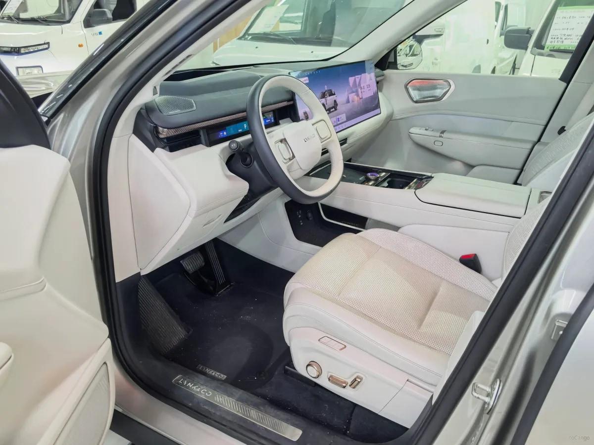 2025 LYNK&CO 900 2.0T 254HP L4 3DHT PHEV 52.38KWH 280km image 3