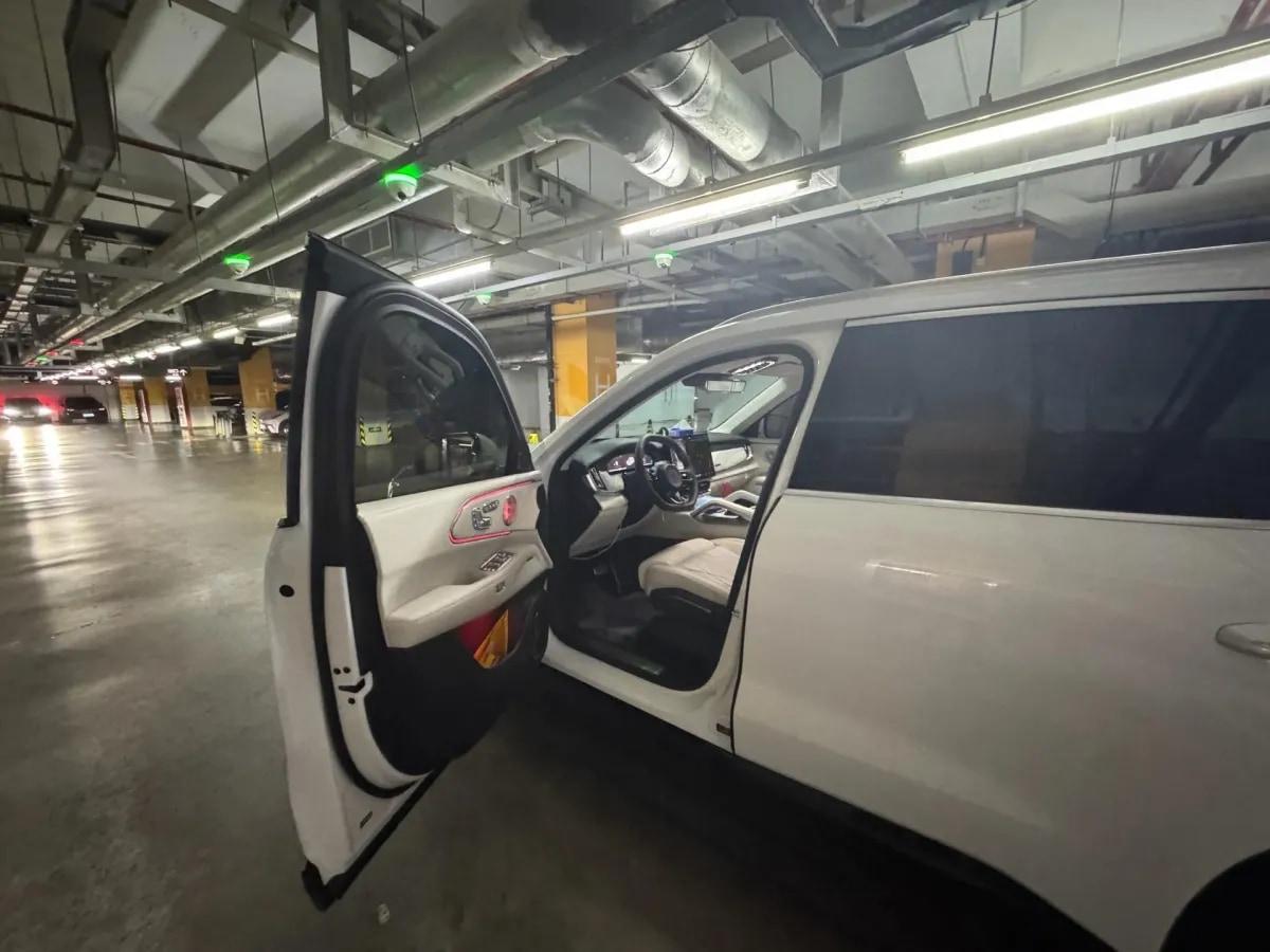 2026 Zeekr 8X 2.0T 279HP L4 1DHT PHEV 70KWH 410km image 3