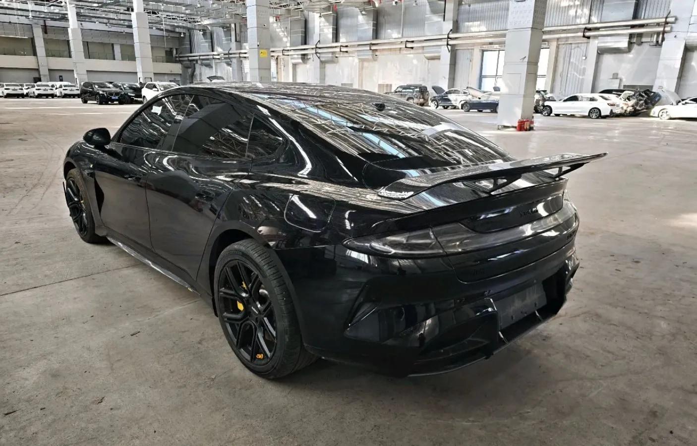 2024 Xiaomi SU7 BEV 101KWH image 3