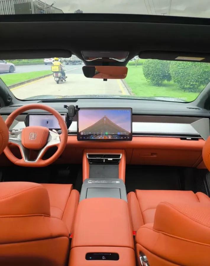 2025 BYD Tang L 1.5T 156HP L4 E-CVT PHEV image 3