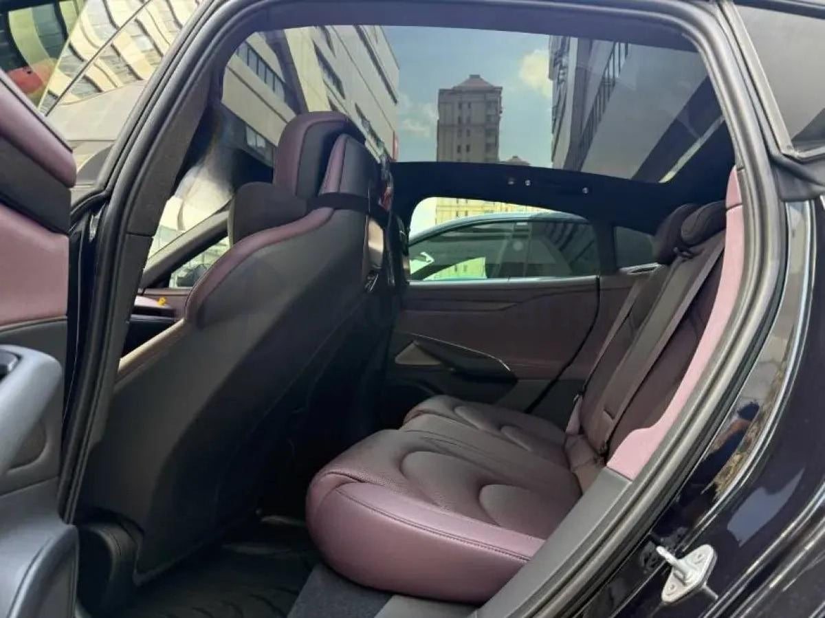 2024 Xiaomi SU7 BEV 73.6KWH 700km image 3