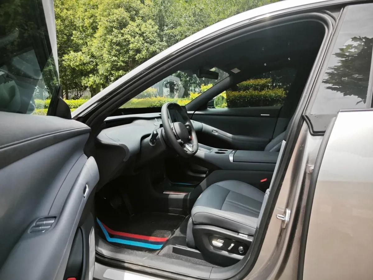 2025 Xiaomi YU7 BEV 96.3KWH image 3