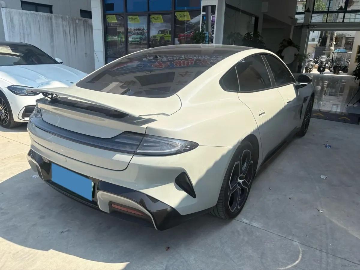 2024 Xiaomi SU7 BEV 73.6KWH 700km image 3