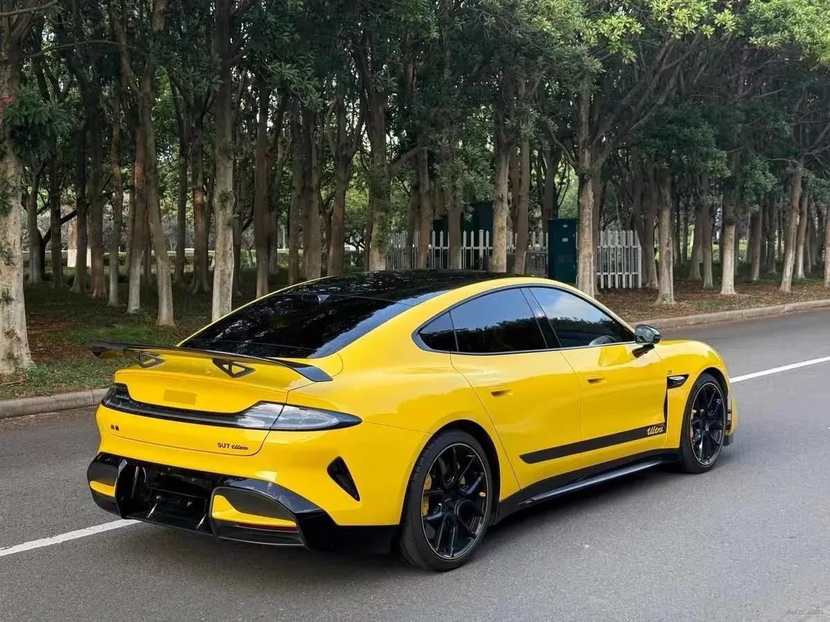 2025 Xiaomi SU7 Ultra BEV 93.7KWH 630km image 3