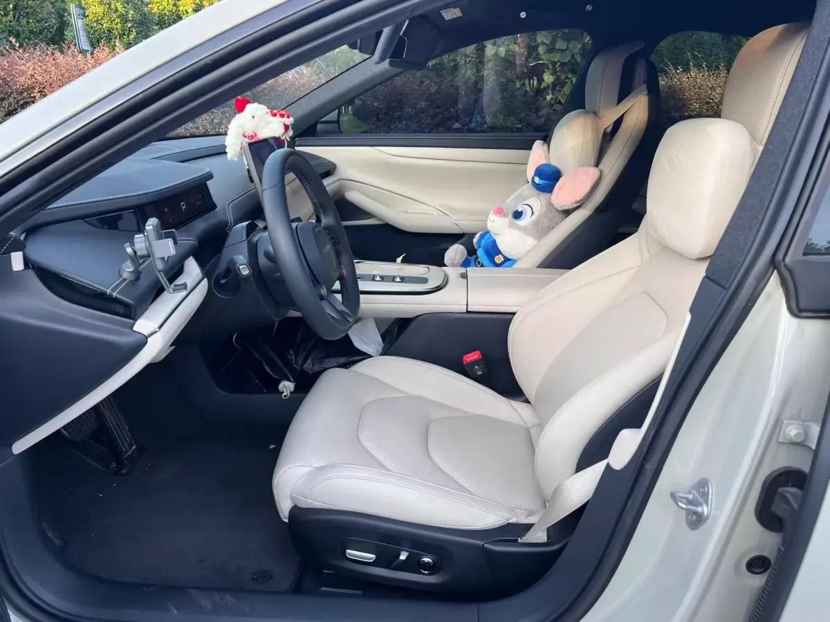 2024 Xiaomi SU7 BEV 73.6KWH image 3