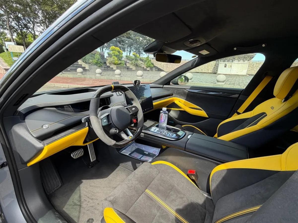 2025 Xiaomi SU7 Ultra BEV 93.7KWH image 3