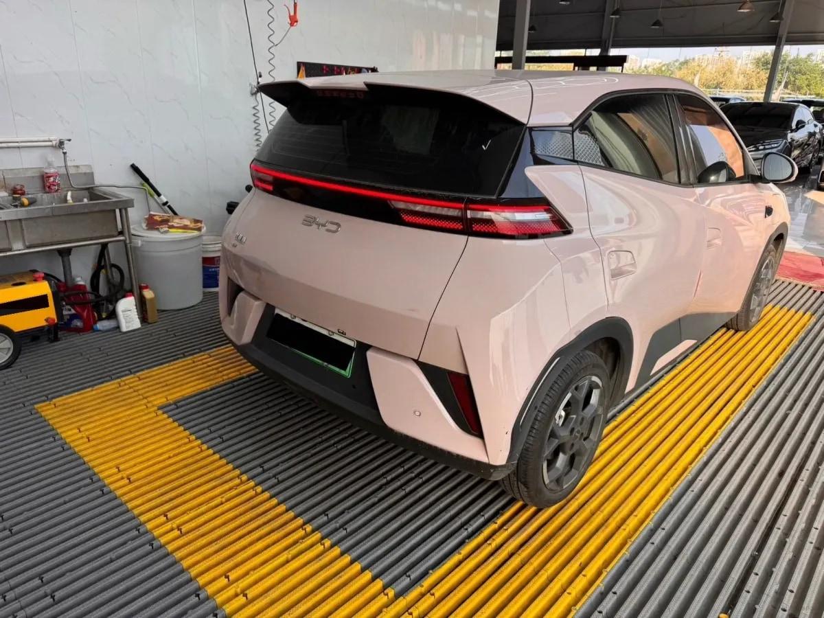 2025 BYD Seagull BEV 30.08KWH 305km image 3