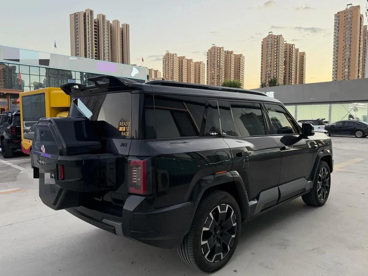 2025 FangChengBao Bao 8 2.0T 245HP L4 E-CVT PHEV 36.8KWH image 3