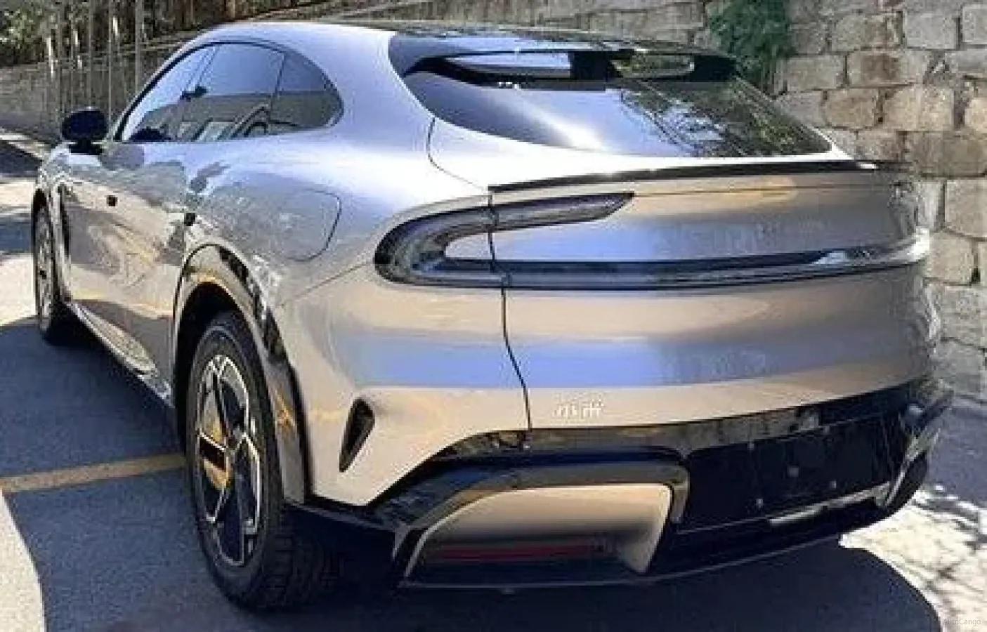 2025 Xiaomi YU7 BEV 96.3KWH image 3
