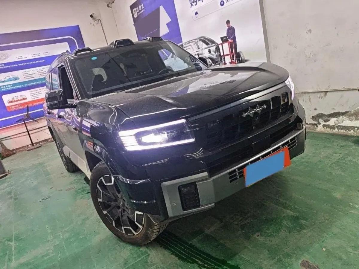 2025 Fang Cheng Bao Bao 8 2.0T 245HP L4 E-CVT PHEV 36.8KWH image 3