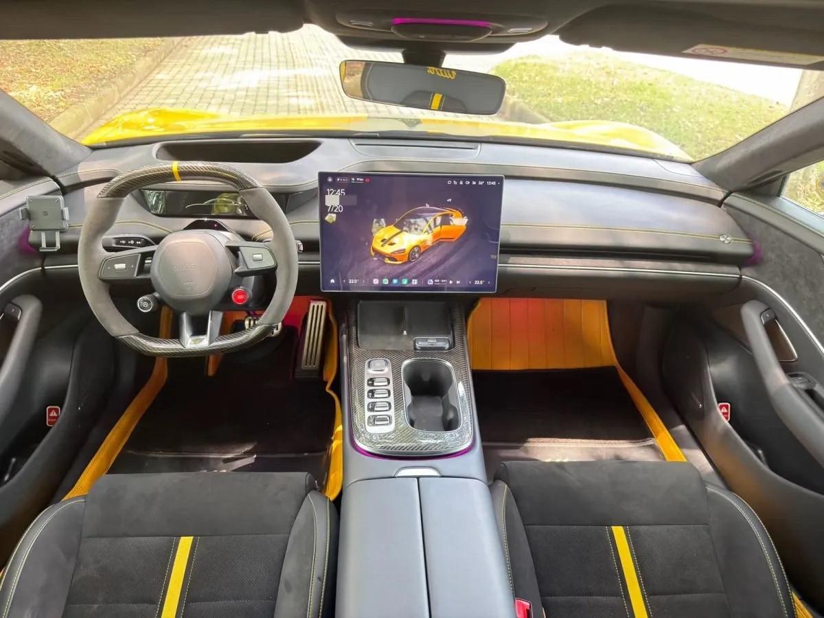 2025 Xiaomi SU7 Ultra BEV 93.7KWH 630km image 3