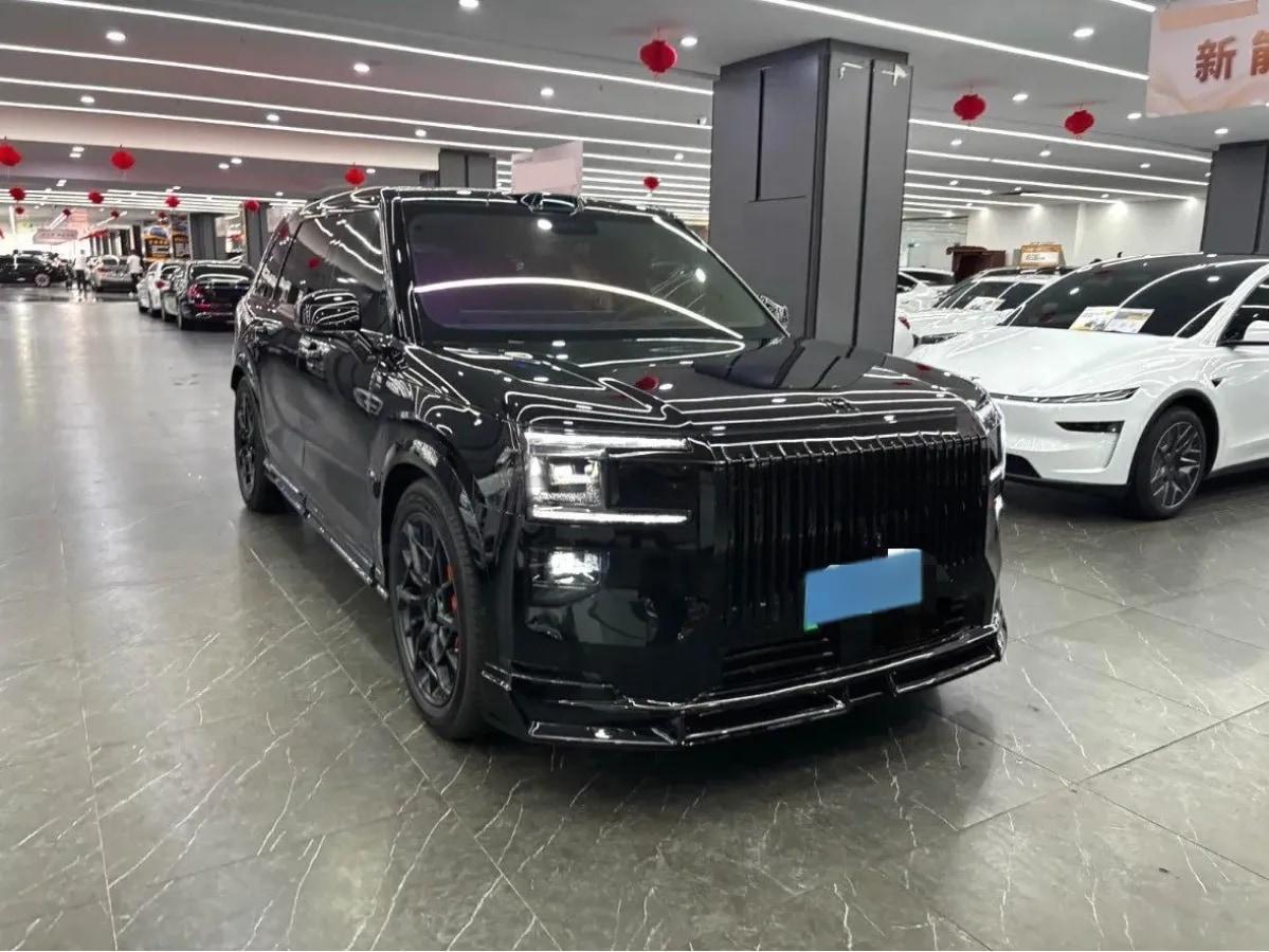 2025 Zeekr 9X 2.0T 279HP L4 1DHT PHEV image 3