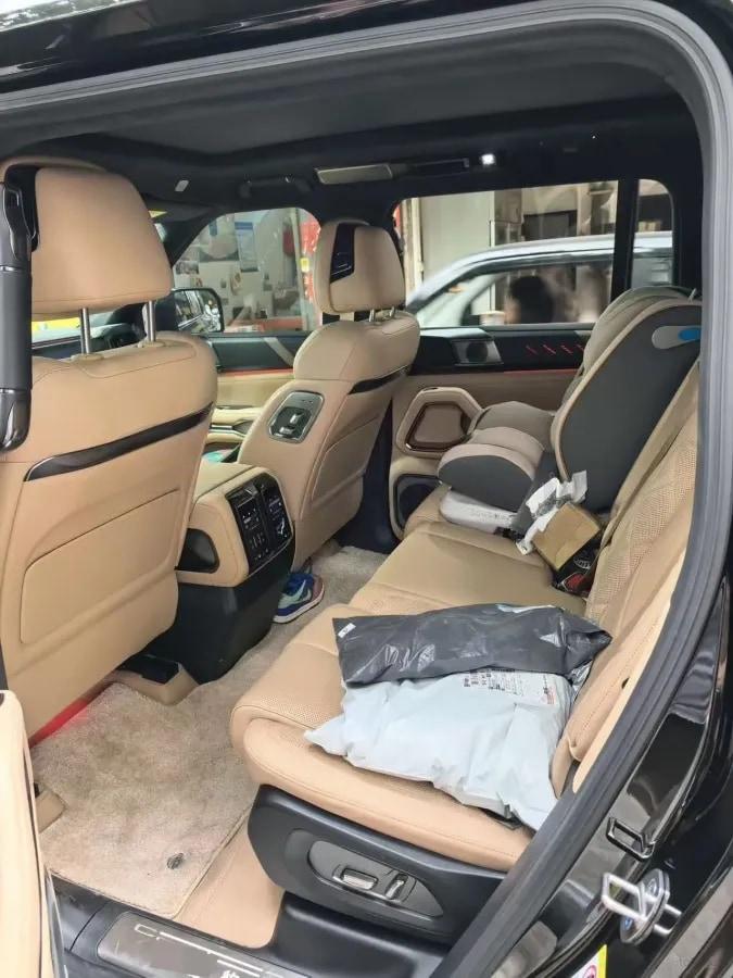 2025 Fang Cheng Bao Bao 8 2.0T 245HP L4 E-CVT PHEV 36.8KWH image 3