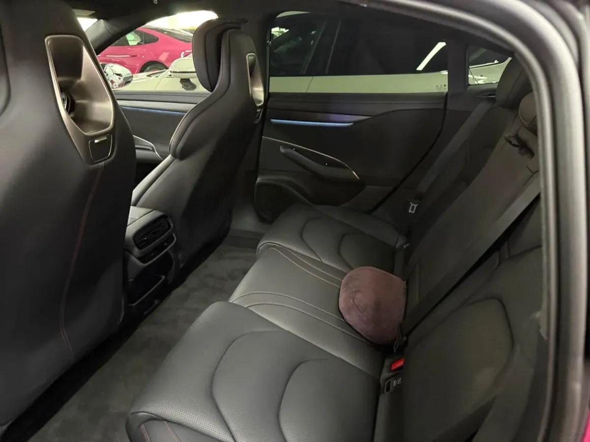 2024 Xiaomi SU7 BEV 73.6KWH 700km image 3