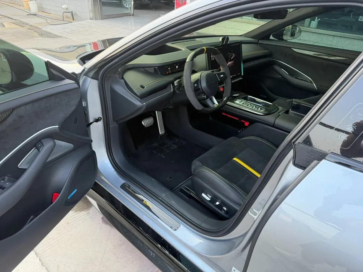 2025 Xiaomi SU7 Ultra BEV 93.7KWH image 3