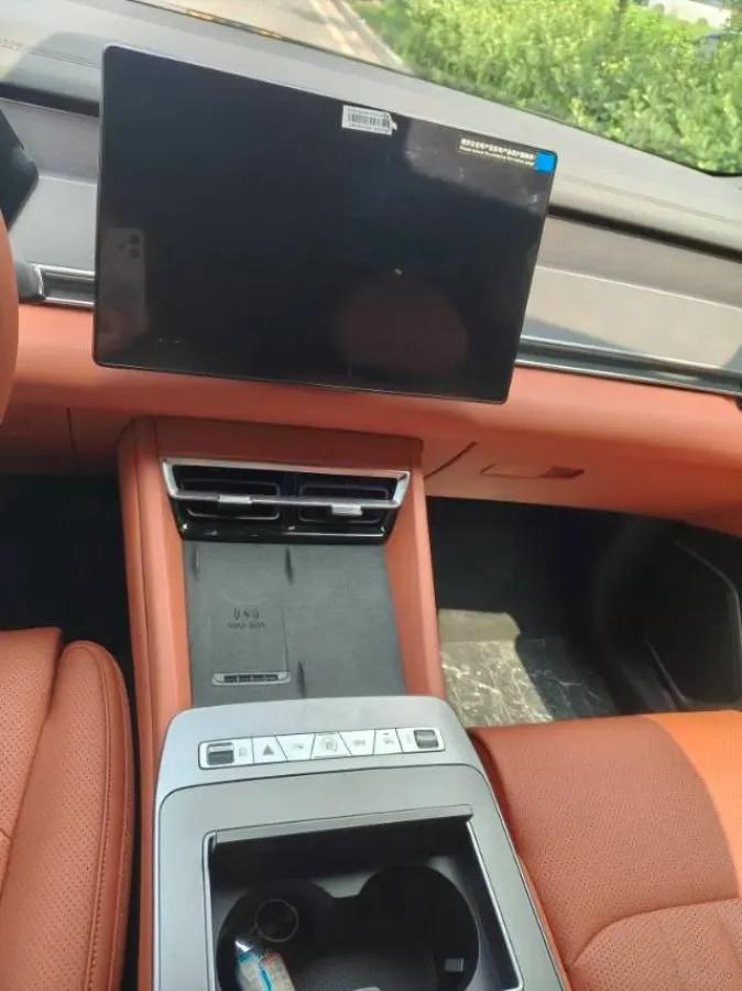 2025 BYD Tang L 1.5T 156HP L4 E-CVT PHEV image 3