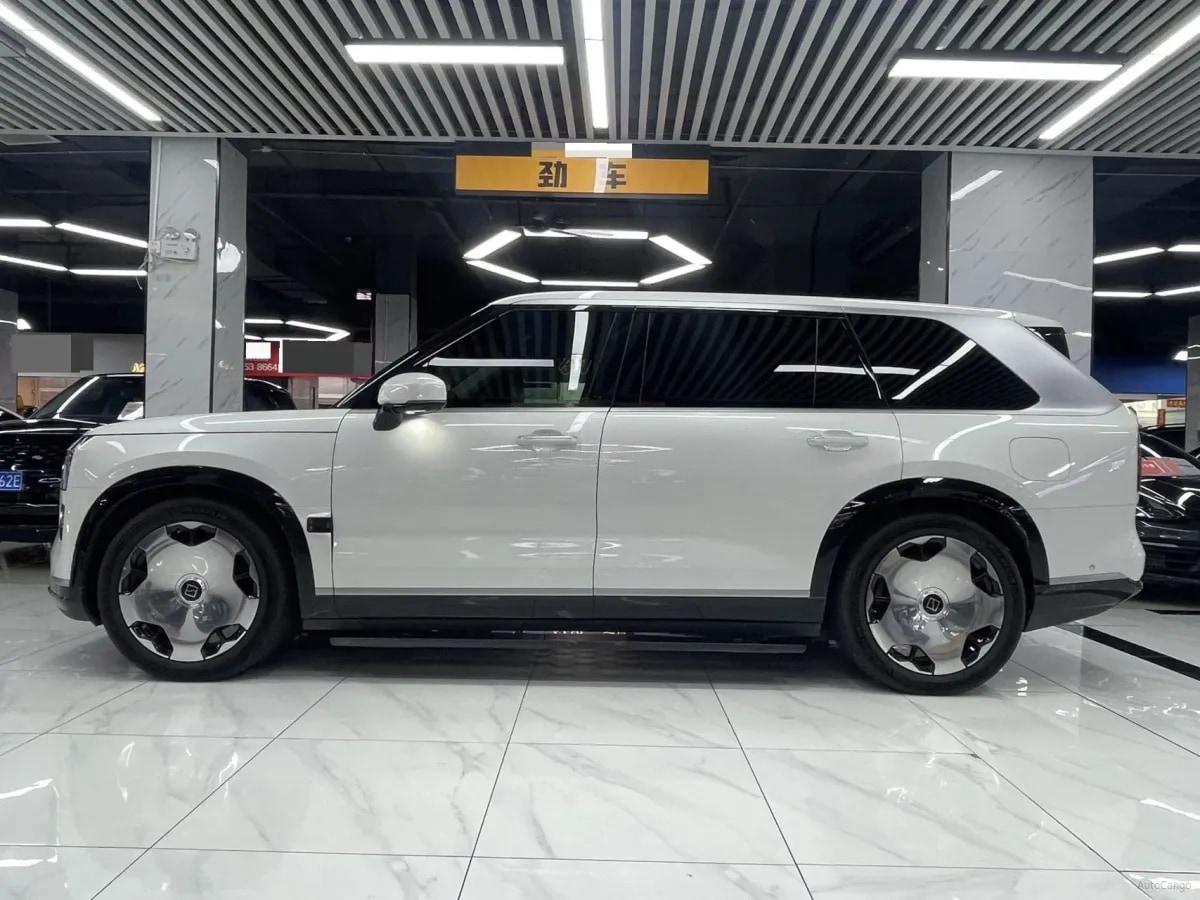 2025 Zeekr 9X 2.0T 279HP L4 1DHT PHEV image 3