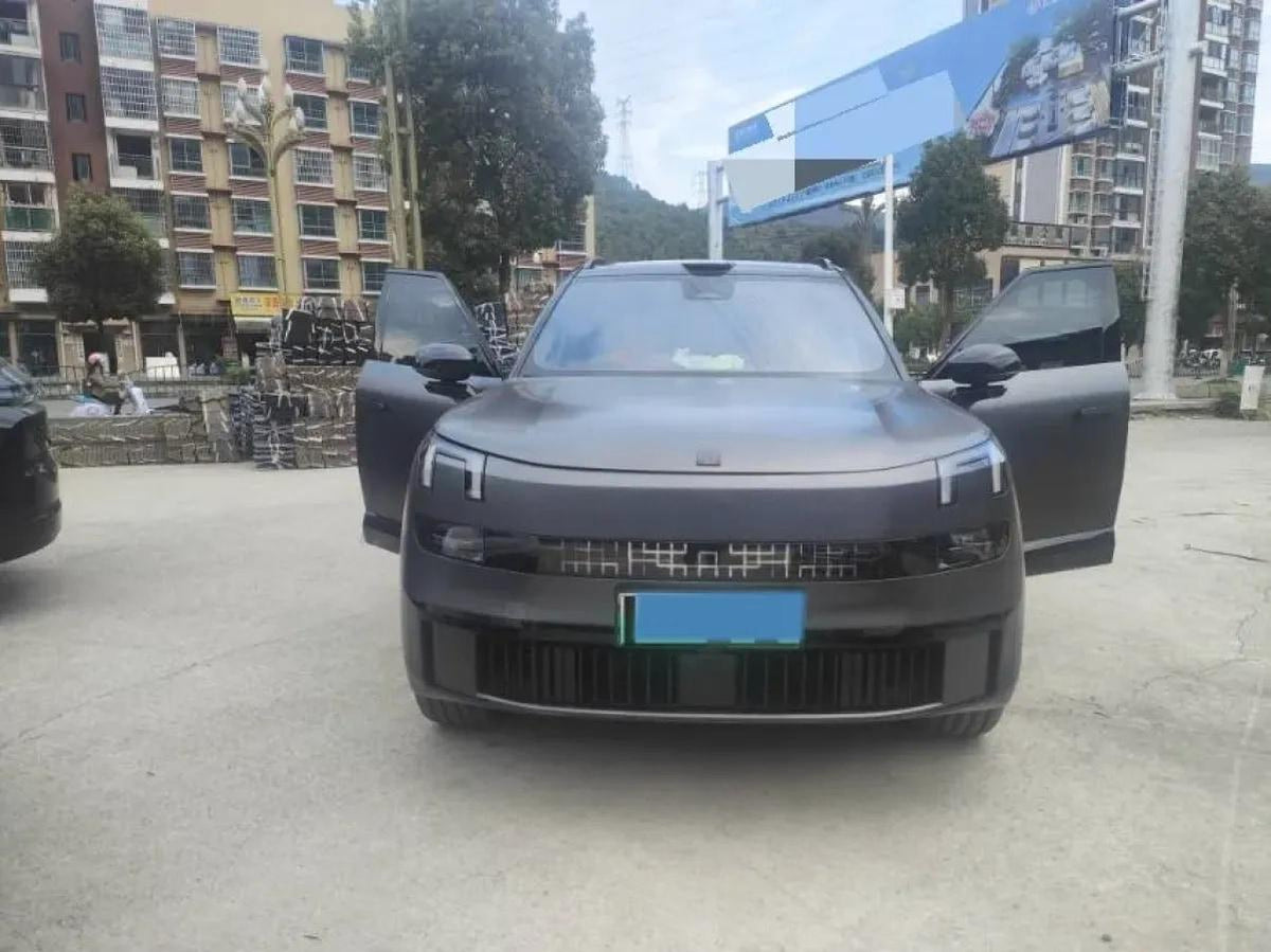2025 LYNK&CO 900 2.0T 254HP L4 3DHT PHEV 52.38KWH 280km image 3