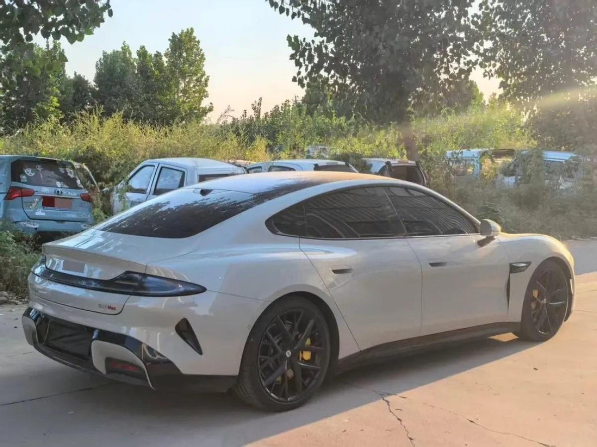 2024 Xiaomi SU7 BEV 101KWH 800km image 3