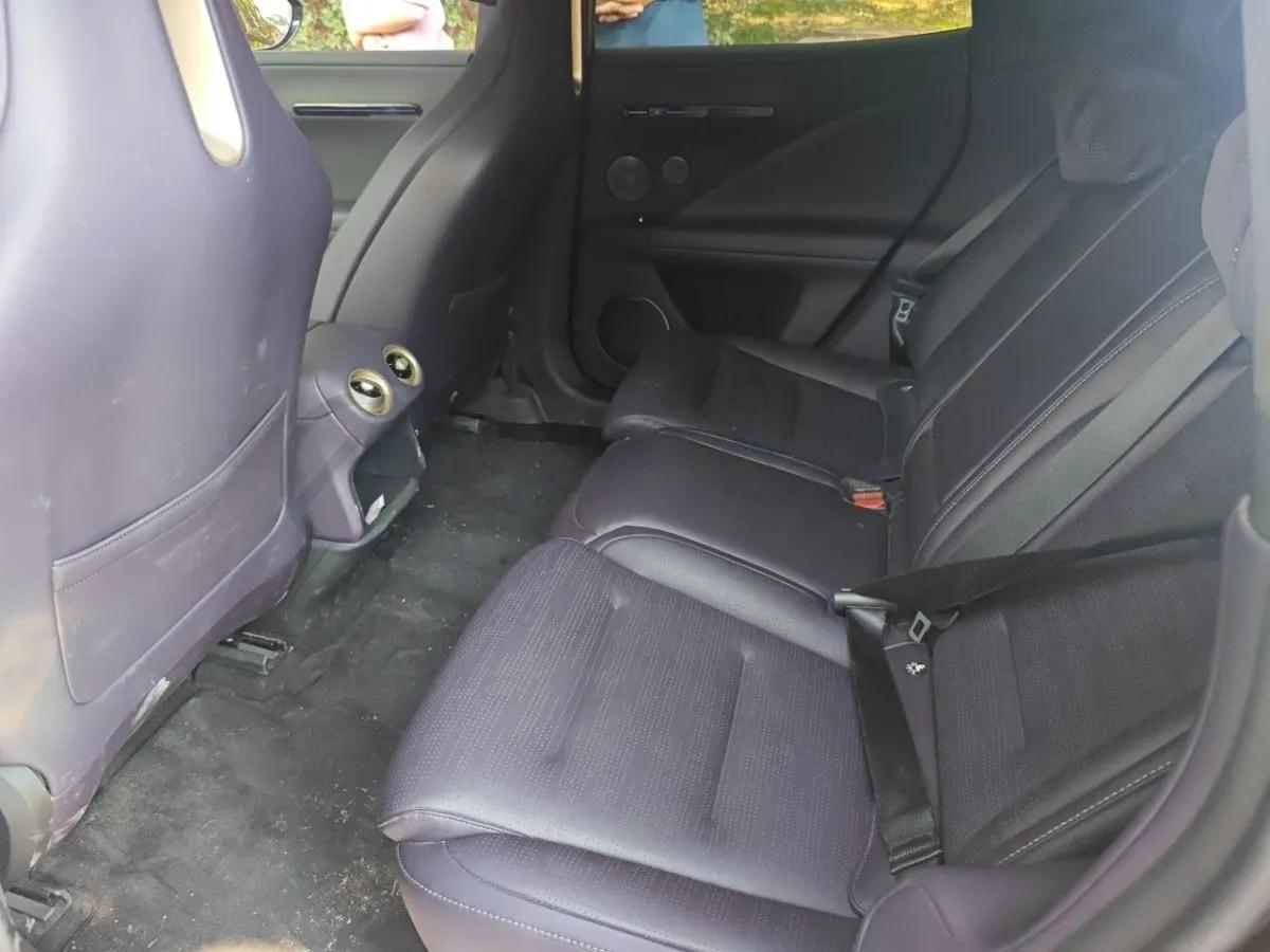2024 Avatr 07 1.5T 156HP L4 REEV 39.05KWH 230km image 3