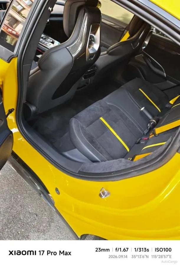 2025 Xiaomi SU7 Ultra BEV 93.7KWH 630km image 3