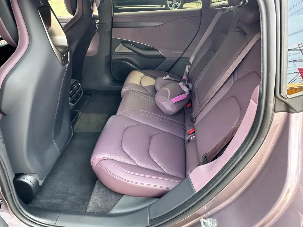 2024 Xiaomi SU7 BEV 94.3KWH 830km image 3