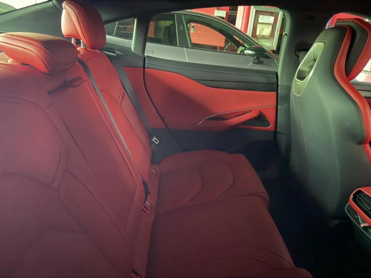 2024 Xiaomi SU7 BEV 94.3KWH image 3