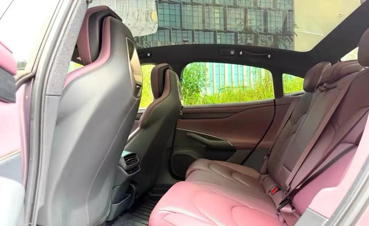 2024 Xiaomi SU7 BEV 94.3KWH 830km image 3