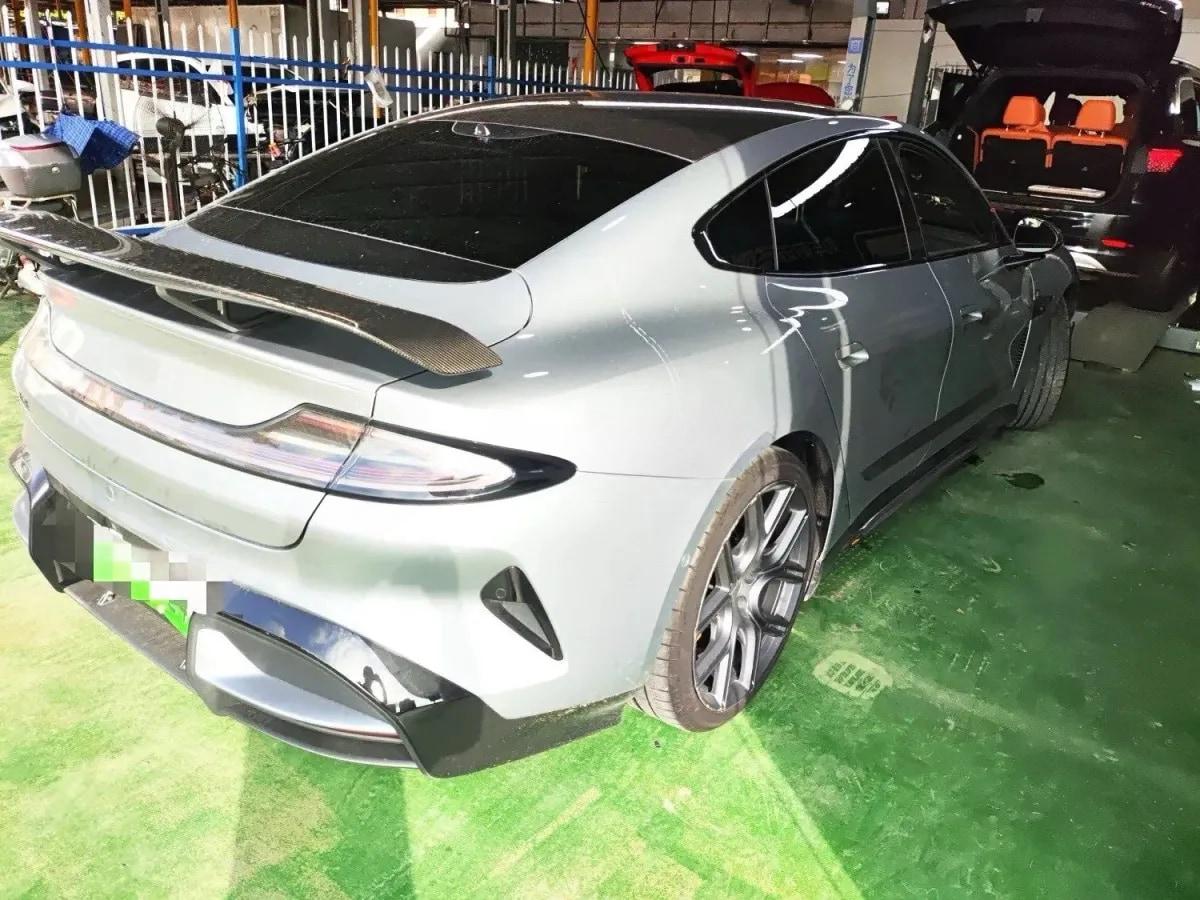 2025 Xiaomi SU7 Ultra BEV 93.7KWH 630km image 3