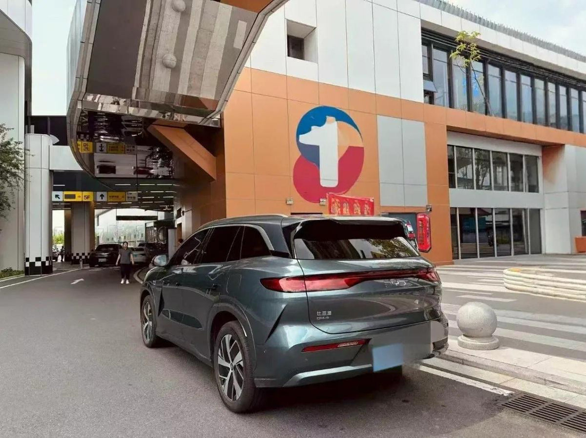 2025 BYD Tang L 1.5T 156HP L4 E-CVT PHEV 35.6KWH 200km image 3