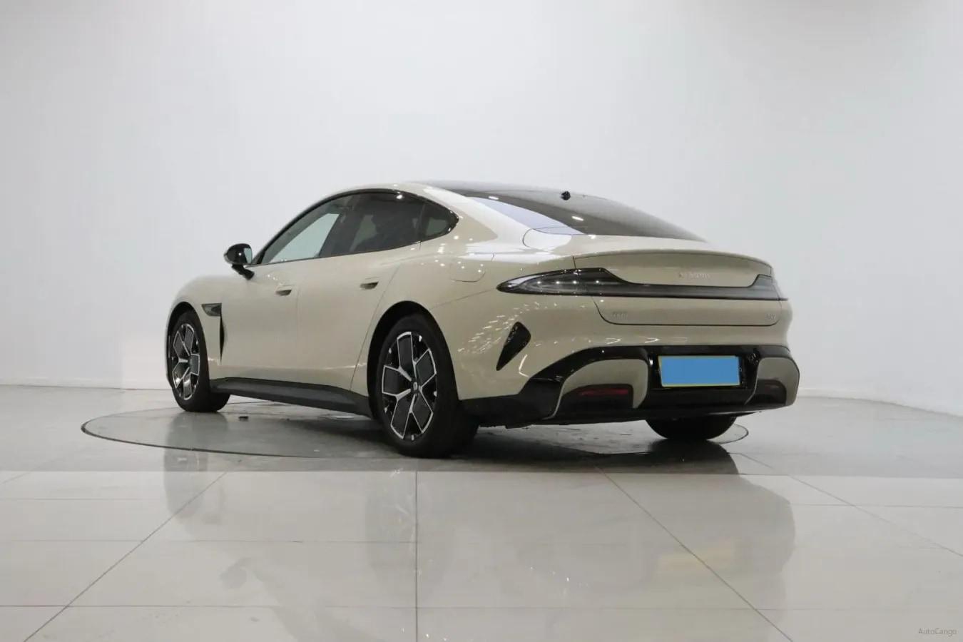 2024 Xiaomi SU7 BEV 73.6KWH image 3