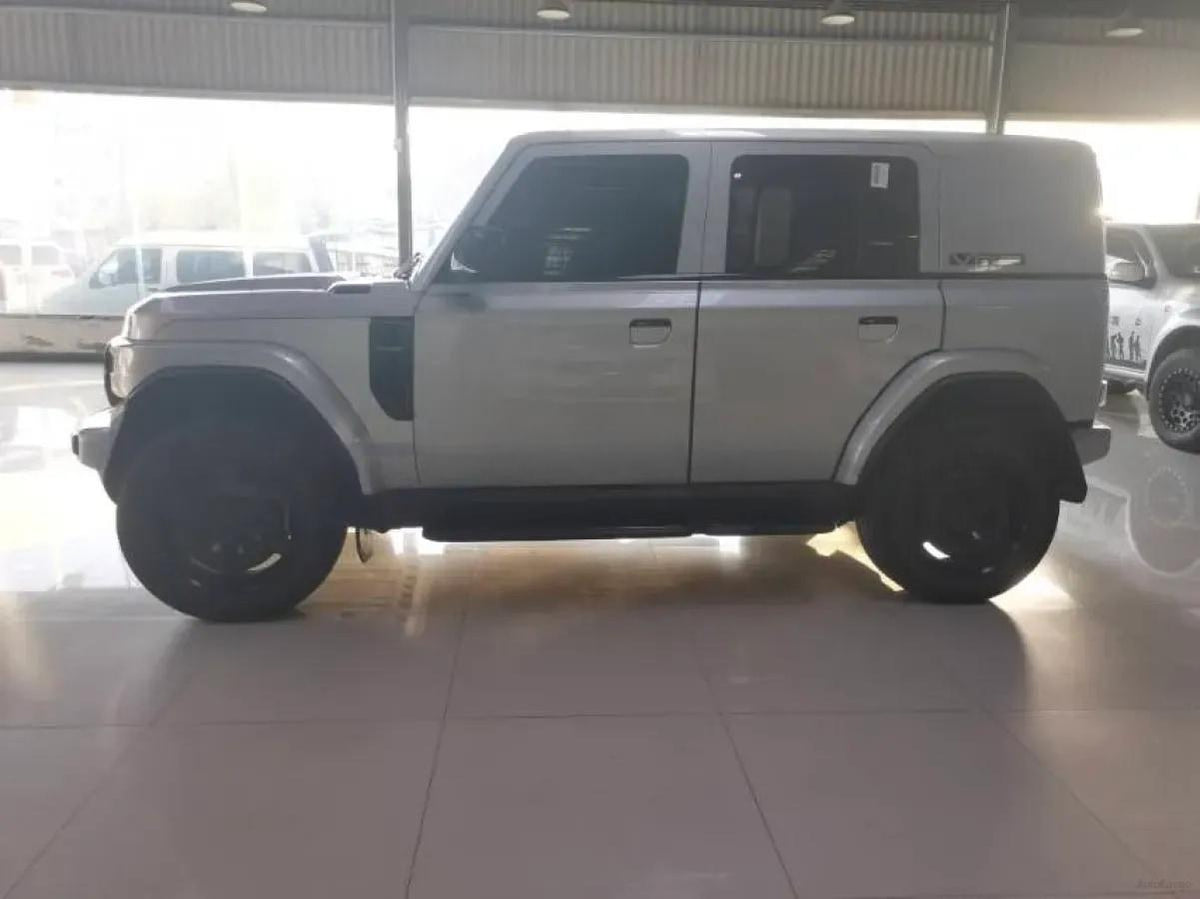 2025 iCAR iCAR Super V23 BEV 59.93KWH 401km image 3