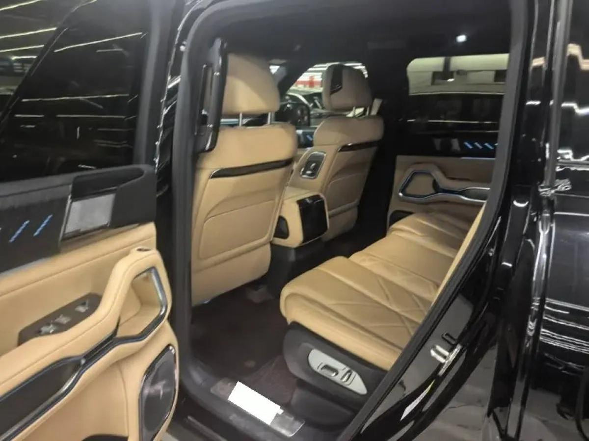 2025 Fang Cheng Bao Bao 8 2.0T 245HP L4 E-CVT PHEV 36.8KWH image 3