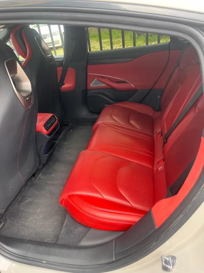 2024 Xiaomi SU7 BEV 101KWH 800km image 3